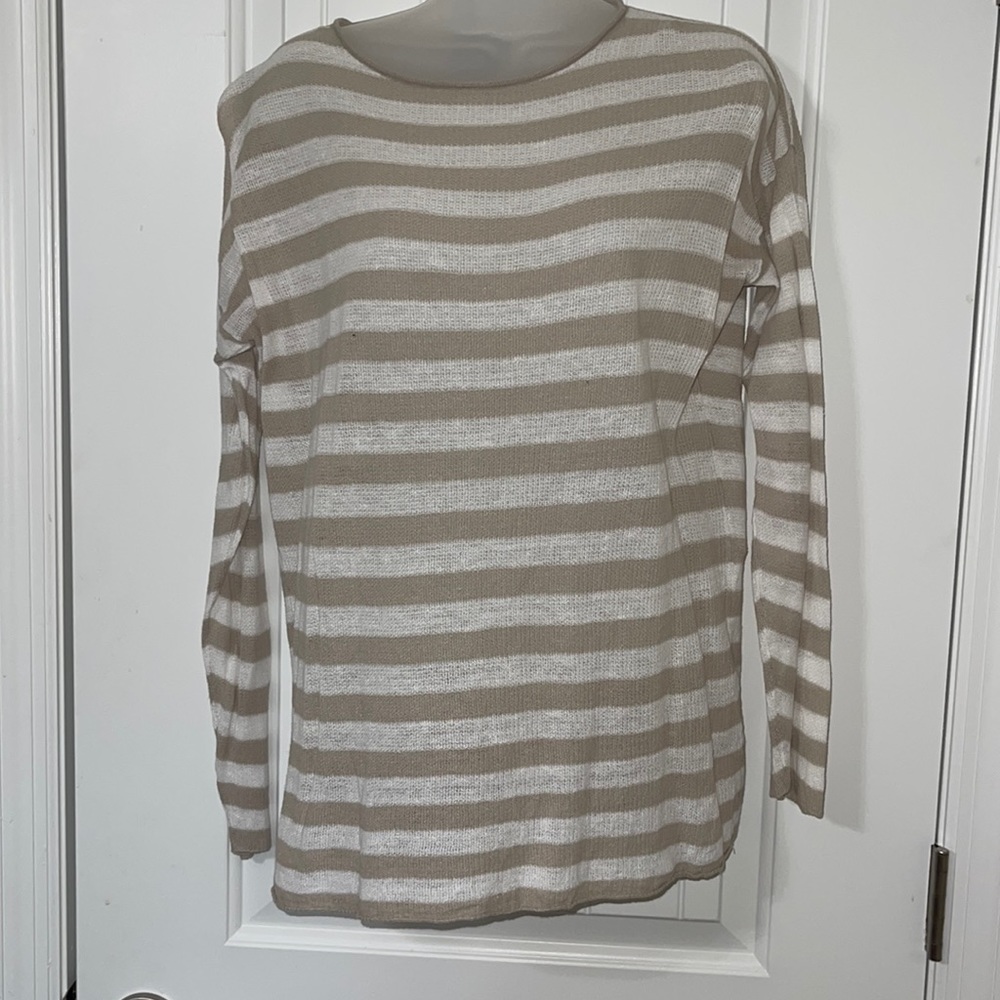 Eileen Fisher Crewneck Organic Cotton and Linen Sweater. Size Medium Petite.